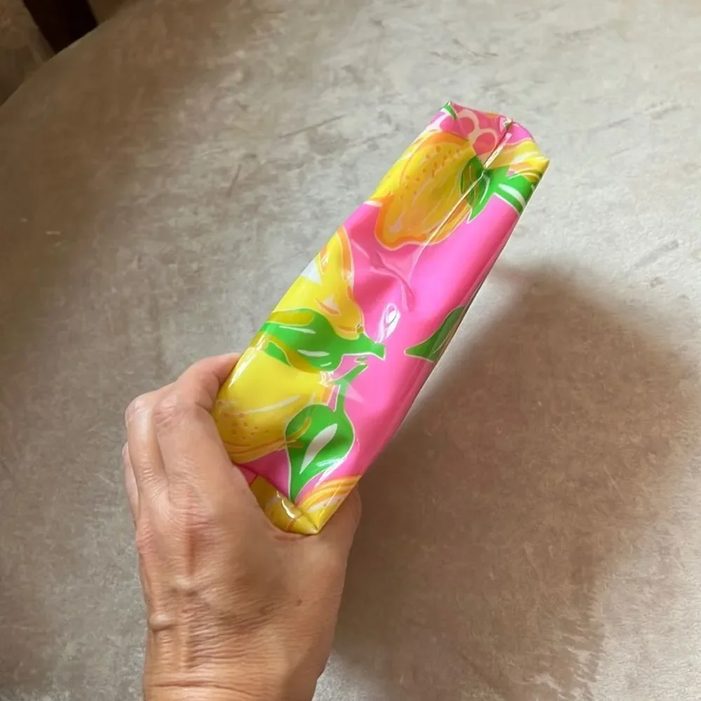 Ester Lauder *Lily Pulitzer* Lemons PVC Cosmetic Case EUC